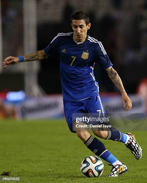 Angel Di Maria of Argentina plays the ball during a FIFA friendly match between Argentina and Trinidad & Tobago at Monumental Antonio Vespucio...