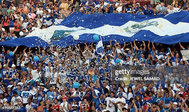 El Salvador's soccer team fan cheer during a World Cup preparation match between Ivory Coast and El Salvador at the Toyota Stadium in Frisco, Texas,...