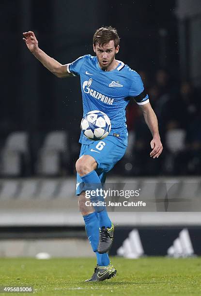 Nicolas Lombaerts of FC Zenit in action during the UEFA Champions League Group H match between Olympique Lyonnais and FC Zenit St Petersburg at Stade...