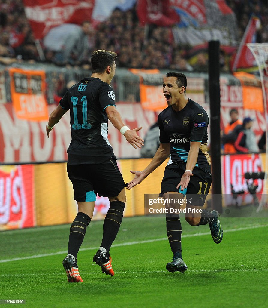 FC Bayern Muenchen v Arsenal FC - UEFA Champions League