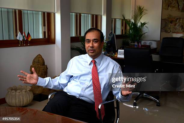 Sunil Mathur Microprocessor 132 Sv Sunil Photos & High Res Pictures - Getty Images