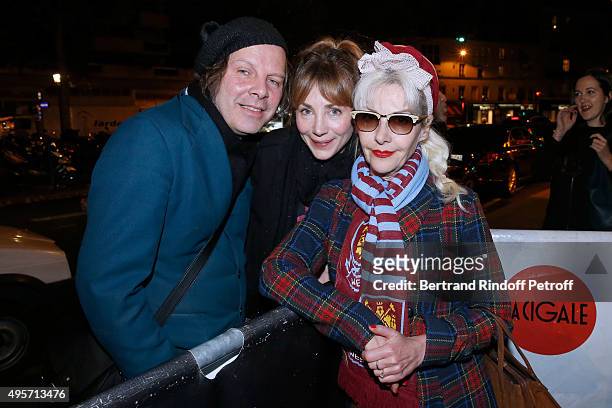 Director Julie Depardieu with her companion singer Philippe Katerine and Fifi Chachnil attend Singer Arielle Dombasle performs at La Cigale on...
