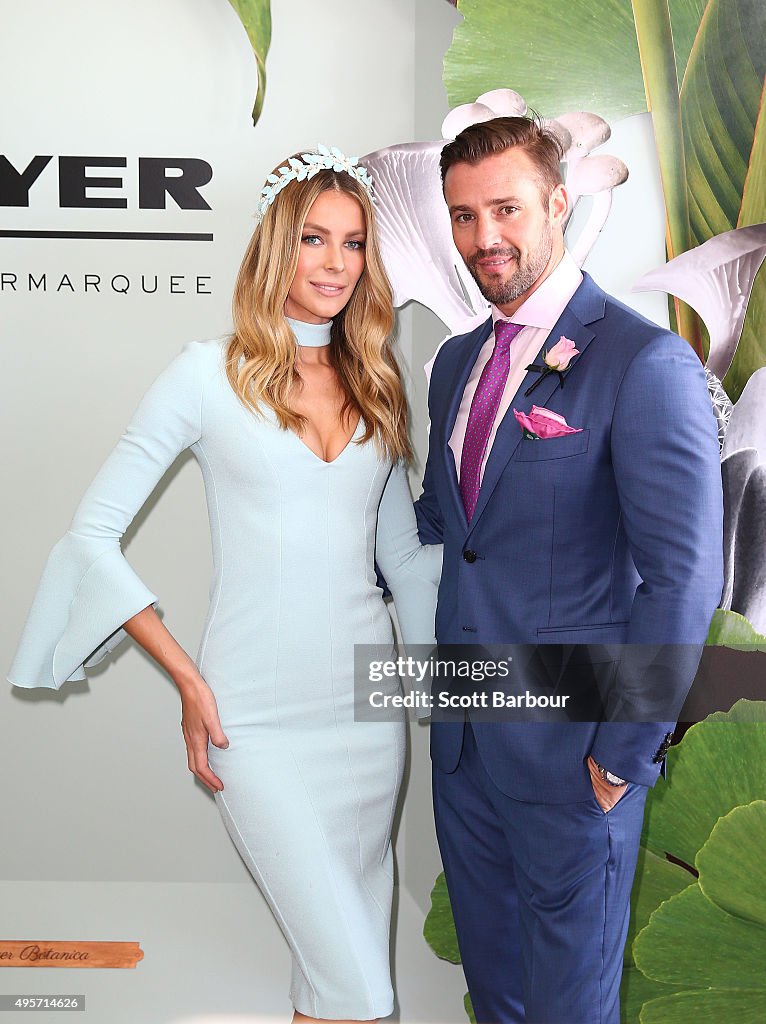 Celebrities Attend Oaks Day