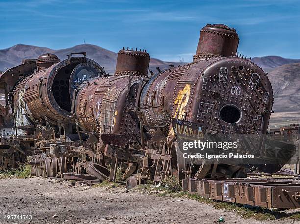 Train Rusty Ront Rusty Train Photos and Premium High Res Pictures - Getty Images