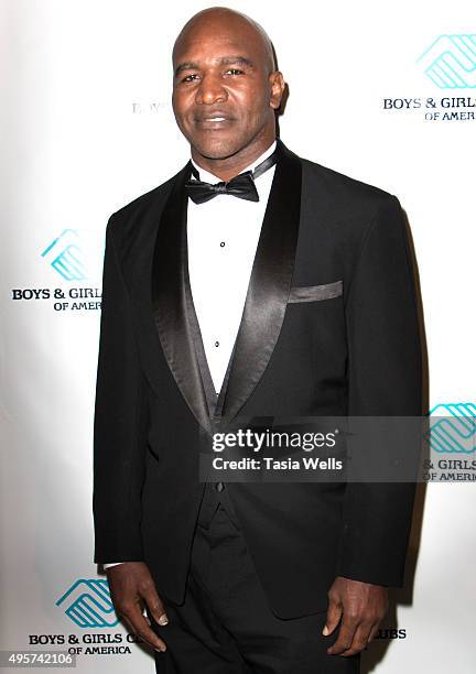 Professional Boxer Evander Holyfield arrives at Boys and Girls Clubs of America's Annual Great Futures Gala at The Beverly Hilton Hotel on November...