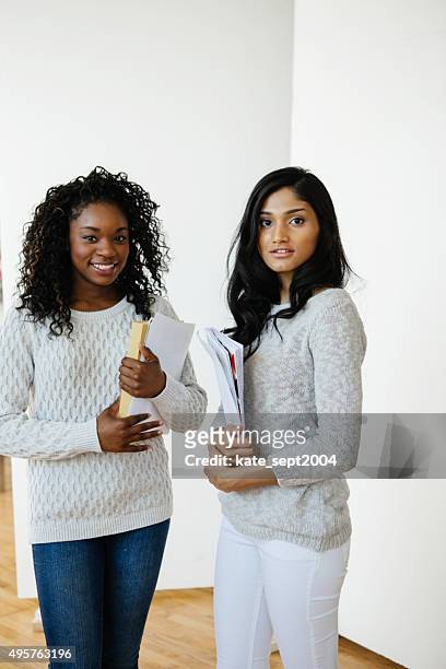 new students - 2004 2015 stock pictures, royalty-free photos & images