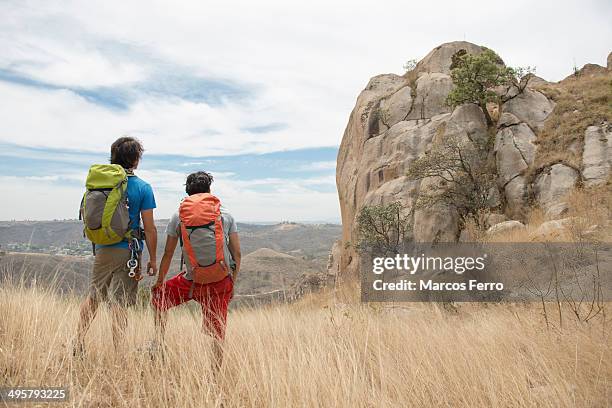 hikking in el diente, guadalajara, jalisco, mexico - guadalajara méxico stockfoto's en -beelden