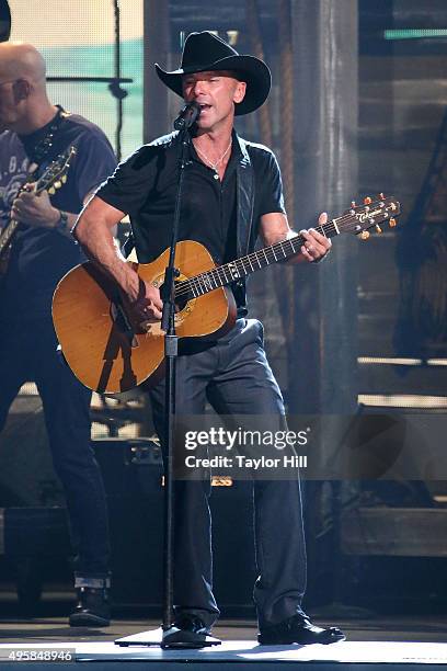 Kenny Chesney performs during the 49th annual CMA Awards at the Bridgestone Arena on November 4, 2015 in Nashville, Tennessee.