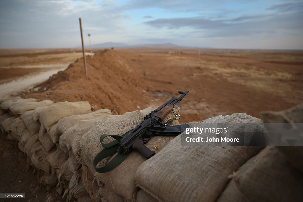 Kurdish Forces Hold Frontline Positions Against ISIS In Northern Iraq