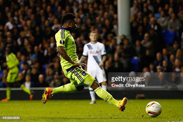 Imoh Ezekiel of Anderlecht scores a goal to level the scores at 1-1 during the UEFA Europa League Group J match between Tottenham Hotspur FC and RSC...