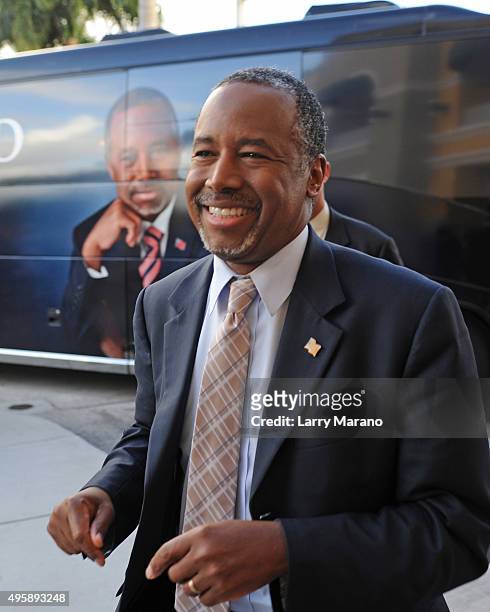 Republican Presidential candidate Dr. Ben Carson attends a book signing for "A More Perfect Union" at Barnes & Noble on November 5, 2015 in Fort...