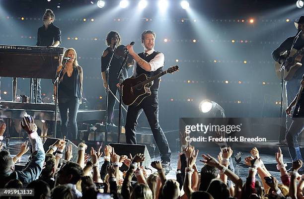 Blake Shelton performs at the 49th annual CMA Awards at the Bridgestone Arena on November 4, 2015 in Nashville, Tennessee.