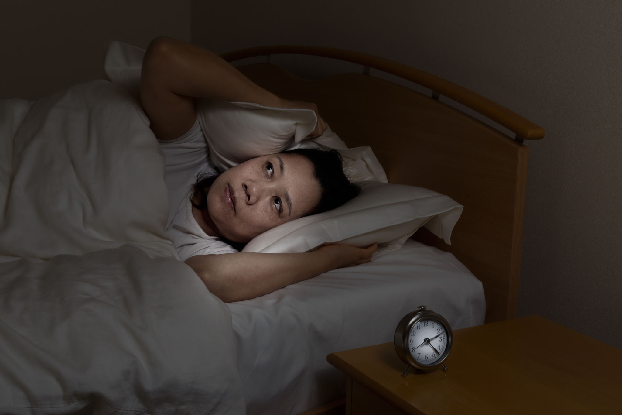 Mature woman cannot sleep at night time Mature woman cannot sleep at night time