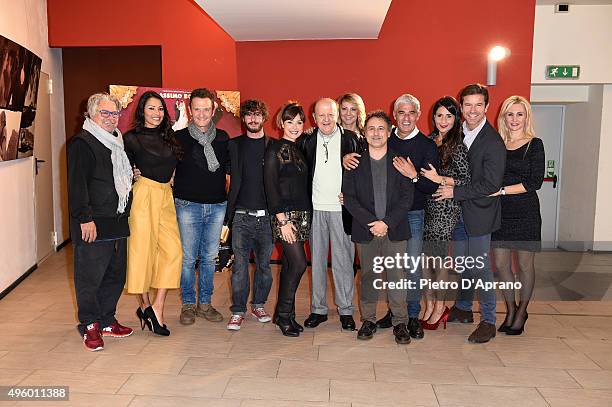 Ugo Conti, Carolina Marconi, Enzo Salvi, Luca Peracino, Fatima Trotta, Massimo Boldi, Debora Villa, Paolo Costella, Biagio Izzo, Barbara Tabita,...