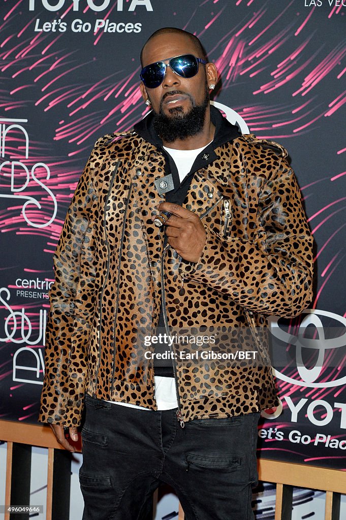 2015 Soul Train Music Awards - Arrivals