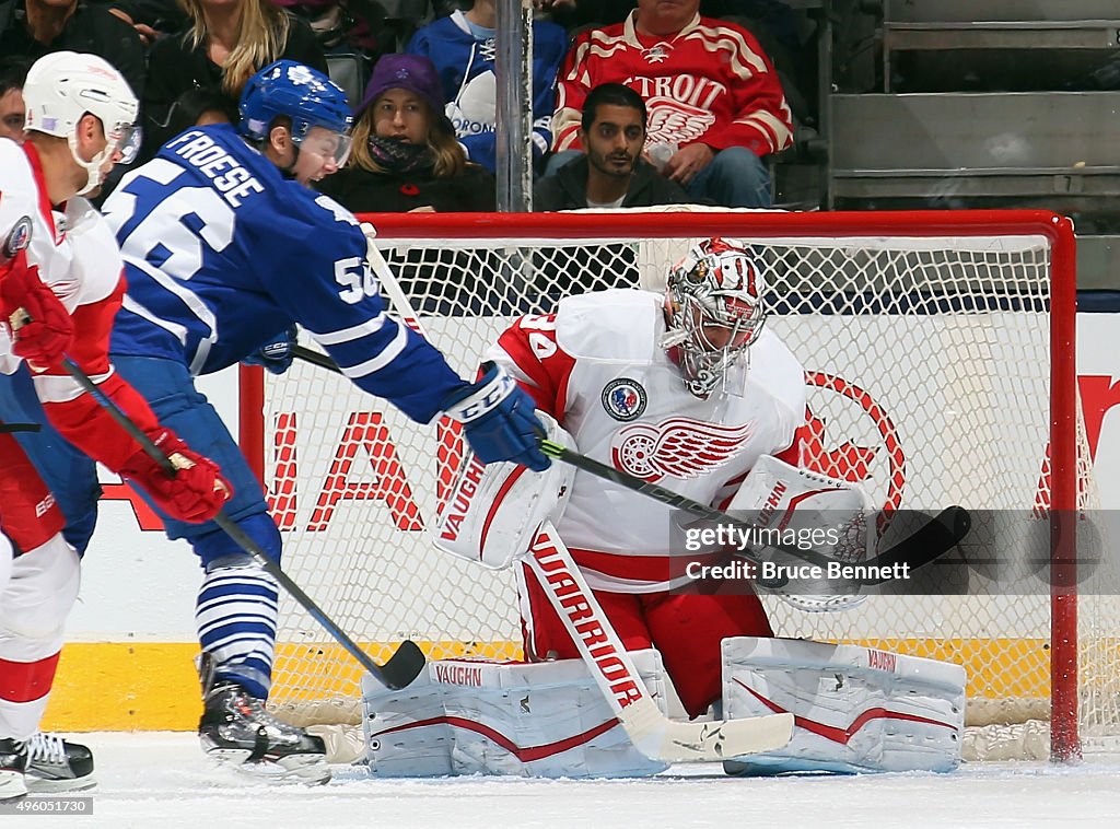 Detroit Red Wings v Toronto Maple Leafs