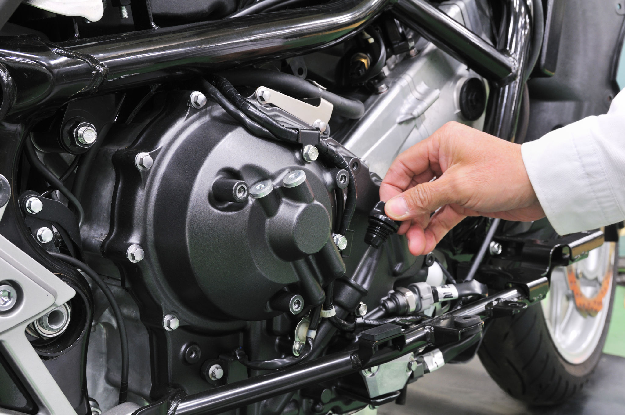 oil check motorcycle