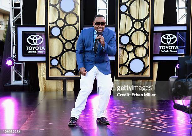 Recording artist Avant performs onstage during the 2015 Soul Train Music Awards preshow at the Orleans Arena on November 6, 2015 in Las Vegas, Nevada.