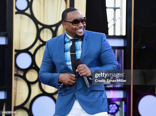 Recording artist Avant performs during the 2015 Soul Train Music Awards preshow at the Orleans Arena on November 6, 2015 in Las Vegas, Nevada.