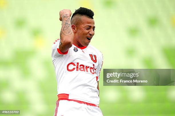 Leonardo Valencia of U de Chile celebrates after scoring the opening goal during a match between Deportes Iquique and U de Chile as a part of 12...