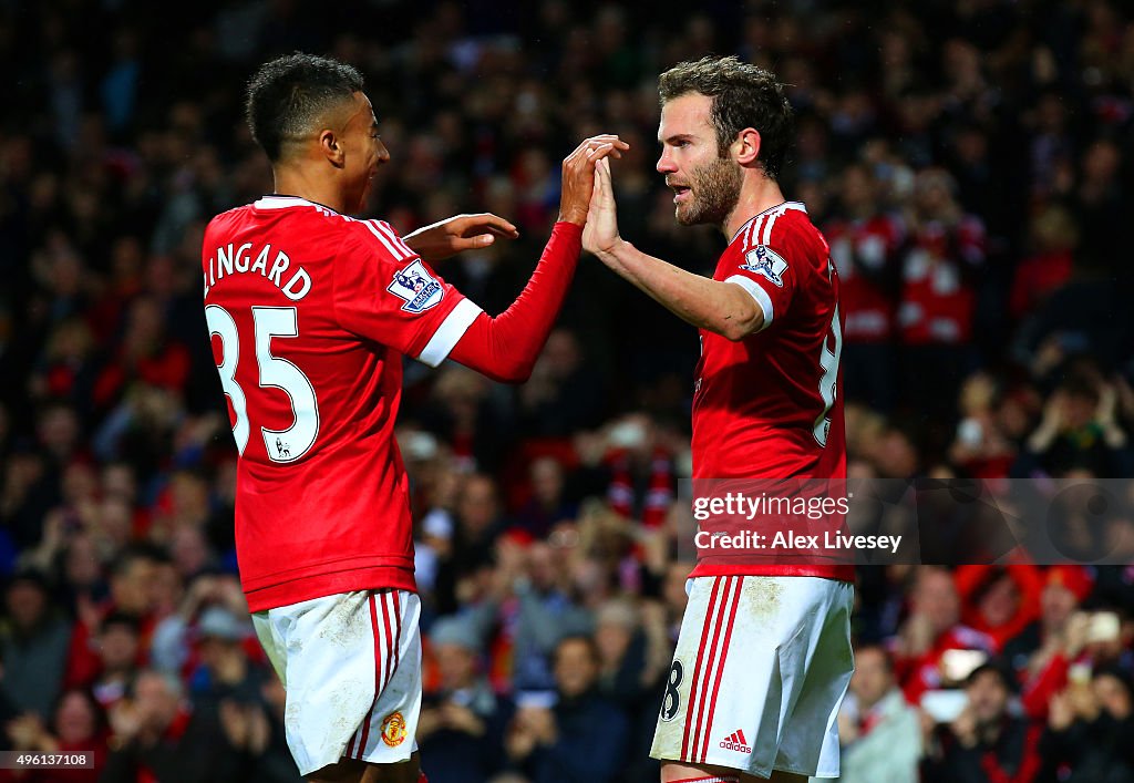 Manchester United v West Bromwich Albion - Premier League