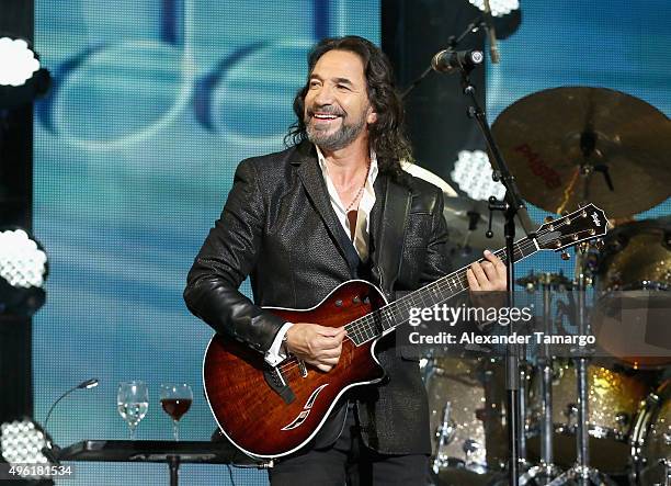 Marco Antonio Solis performs onstage at iHeartRadio Fiesta Latina presented by Sprint at American Airlines Arena on November 7, 2015 in Miami,...