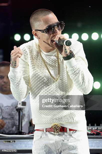 Baby Rasta Singer 180 Baby Rasta Stock Photos, High-Res Pictures, and Images - Getty Images