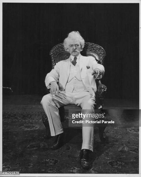 Promotional portrait of actor Hal Holbrook, in costume as author Mark Twain, for his one man show 'Mark Twain Tonight', at 41st Street Theatre, New...