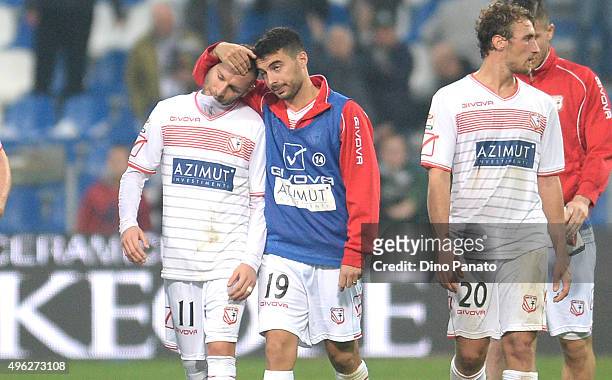 Carpi players show their dejection after the Serie A match between US Sassuolo Calcio and Carpi FC at Mapei Stadium - Città del Tricolore on November...
