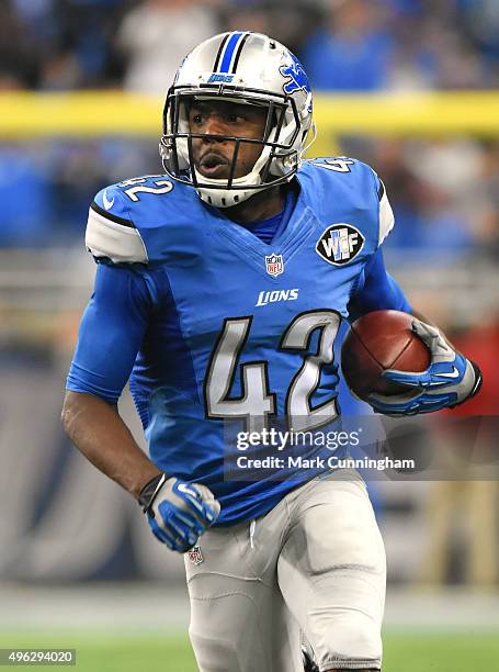 Isa Abdul-Quddus of the Detroit Lions runs with the football during the game against the Chicago Bears at Ford Field on October 18, 2015 in Detroit,...