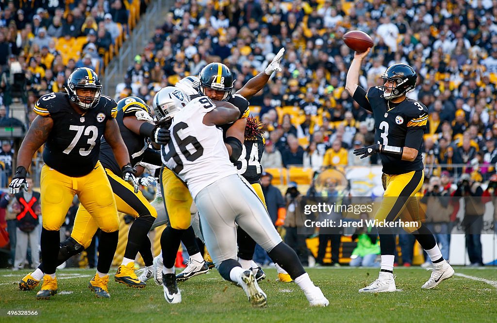 Oakland Raiders v Pittsburgh Steelers