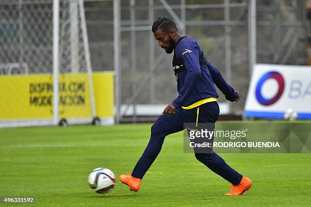 Ecuador's player Gabriel Achilier takes part in a training session in the "Casa de la Seleccion" in Quito on November 8, 2015. Ecuador will face...