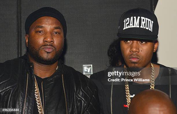 Young Jeezy and Nas attend Kenny Burns Official Birthday Party at Gold Room on November 5, 2015 in Atlanta, Georgia.