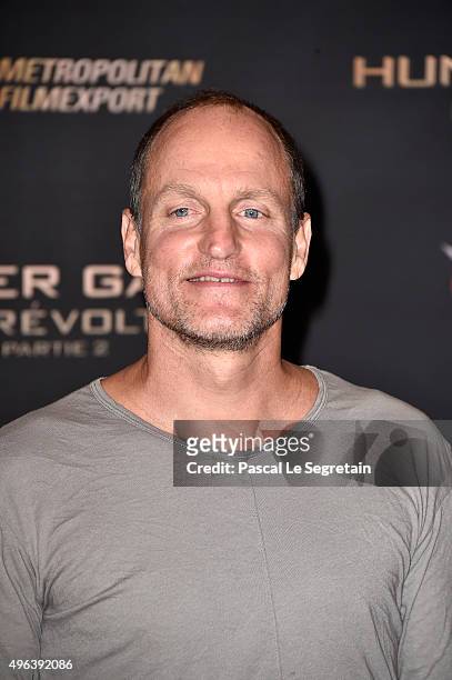 Woody Harrelson attends the The Hunger Games: Mockingjay Part 2 Photocall at Plazza Athenee on November 9, 2015 in Paris, France.