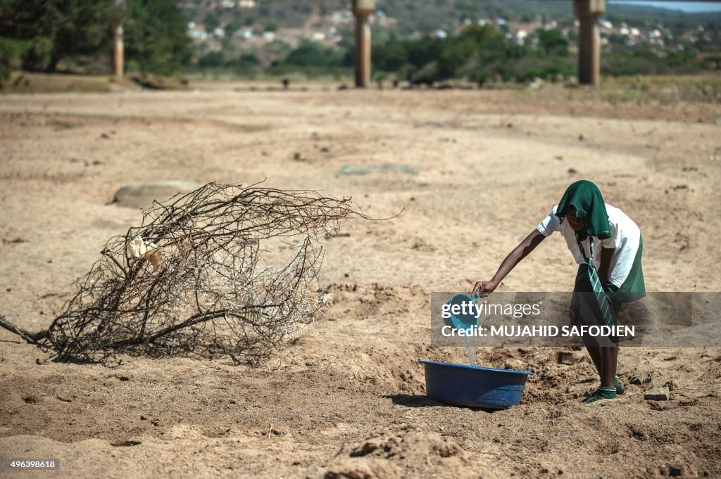 TOPSHOT-SAFRICA-WATER-DROUGHT