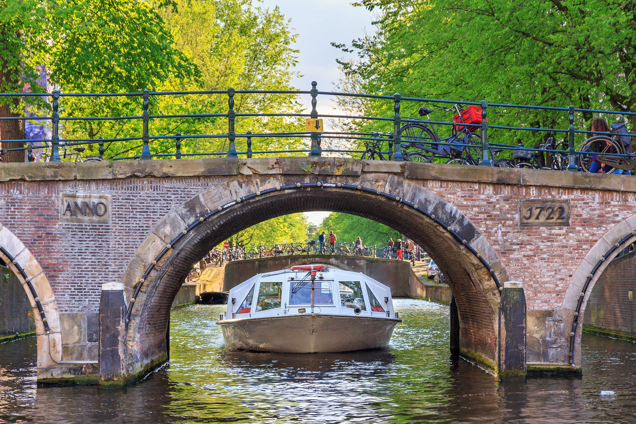 Bridge canal cruise Bridge canal cruise
