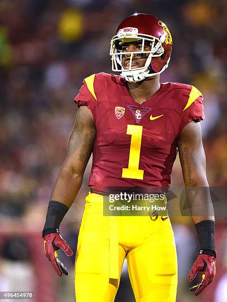 Darreus Rogers of the USC Trojans lines up for a play against the Arizona Wildcats at Los Angeles Coliseum on November 7, 2015 in Los Angeles,...