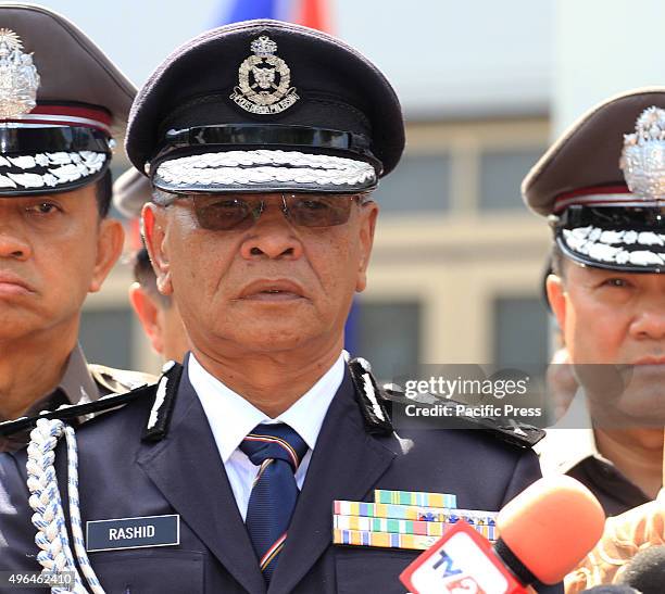 Abdul Rasheed Police 28 Noor Rashid Ibrahim Photos & High Res Pictures - Getty Images
