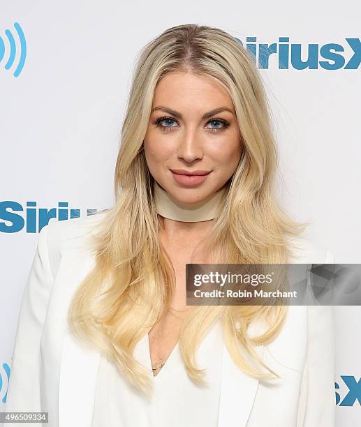 Studio Stassi 91 Robin Schroeder Stock Photos, High-Res Pictures, and Images - Getty ...