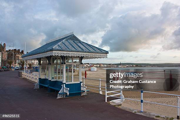 weymouth seafront - weymouth esplanade stock pictures, royalty-free photos & images