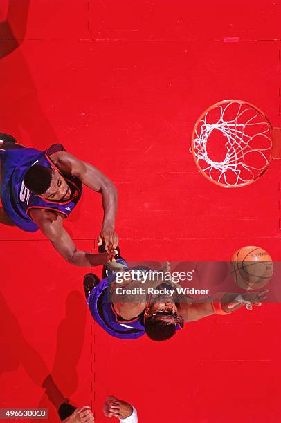 Oliver Miller of the Phoenix Suns rebounds against the Sacramento Kings circa 1993 at Arco Arena in Sacramento, California. NOTE TO USER: User...