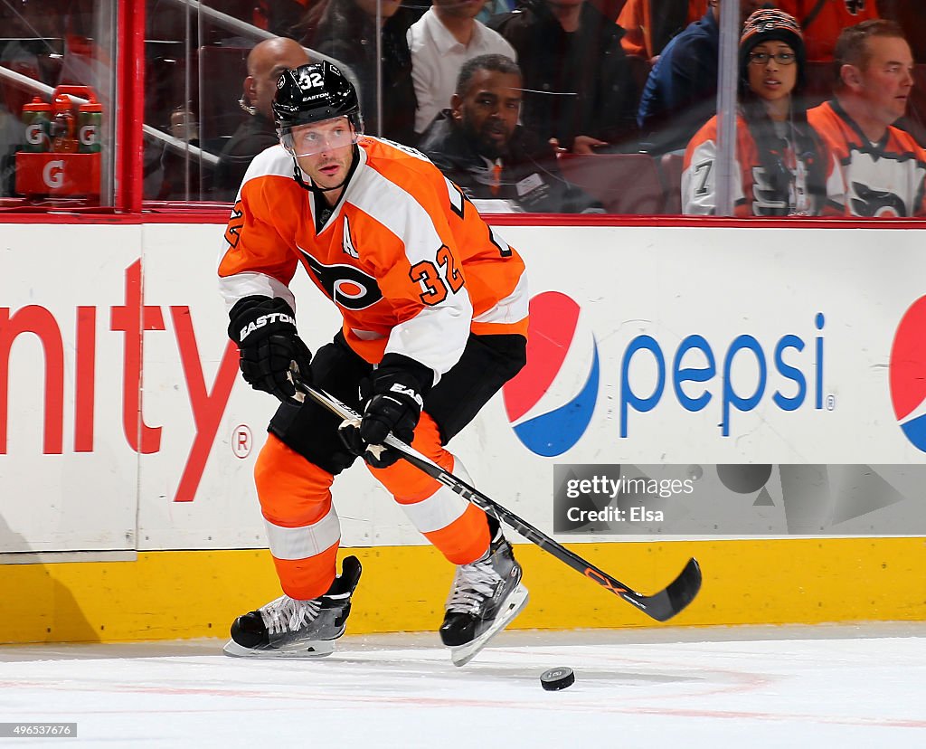 Buffalo Sabres v Philadelphia Flyers