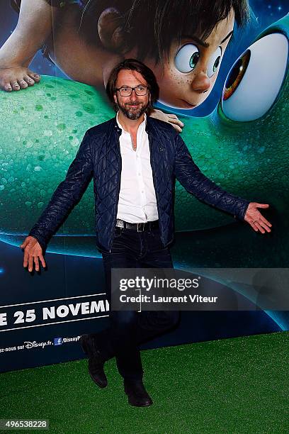 Composer and TV Presenter Alex Jaffray attends "Le Voyage d'Arlo - The Good Dinosaur" Paris Premiere at Le Grand Rex on November 10, 2015 in Paris,...