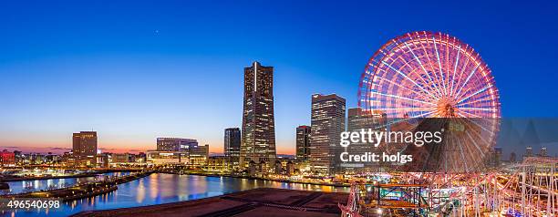 panoramic view of yokohama skyline - yokohama skyline stock pictures, royalty-free photos & images