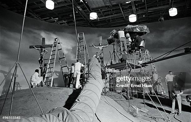 Crew members setting up the crucifixion scene for 'The Greatest Story Ever Told', a biblical epic directed by George Stevens, June 1963. Swedish...