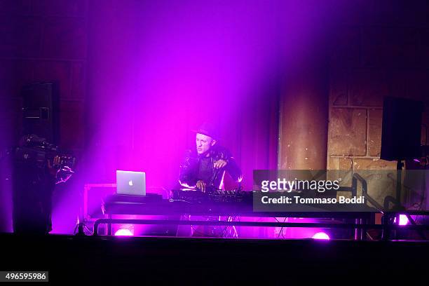 Vice performs at T-Mobile Un-carrier X Launch Celebration at The Shrine Auditorium on November 10, 2015 in Los Angeles, California.