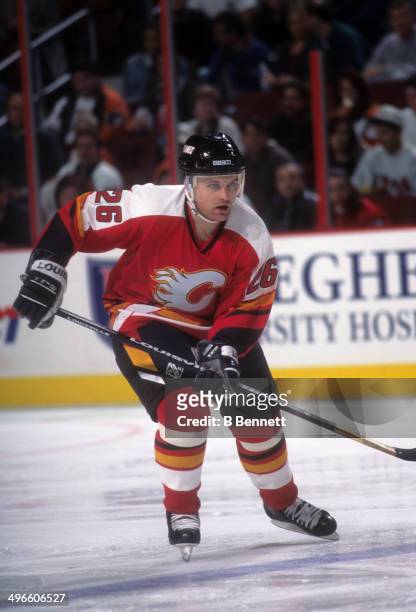 Robert Reichel of the Calgary Flames skates on the ice during an NHL game against the Philadelphia Flyers on October 13, 1996 at the Wells Fargo...