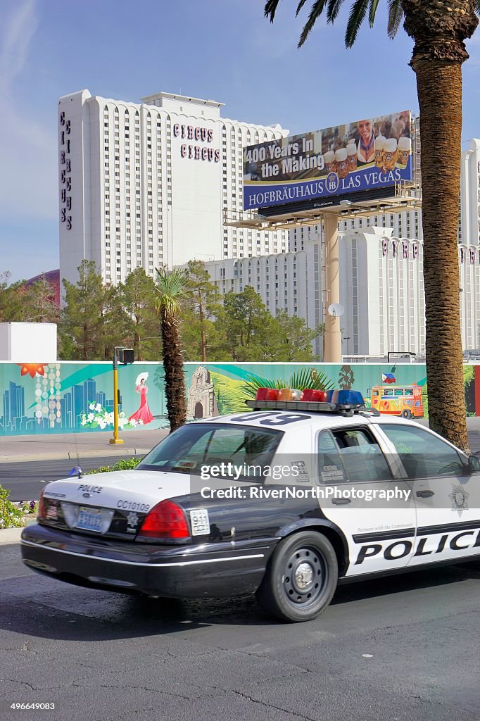 Las Vegas Street Scene High-Res Stock Photo - Getty Images