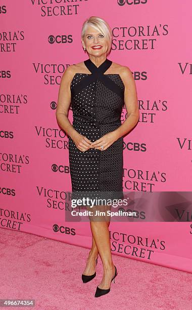 Victoria Jester Sharon Turney Photos and Premium High Res Pictures - Getty Images
