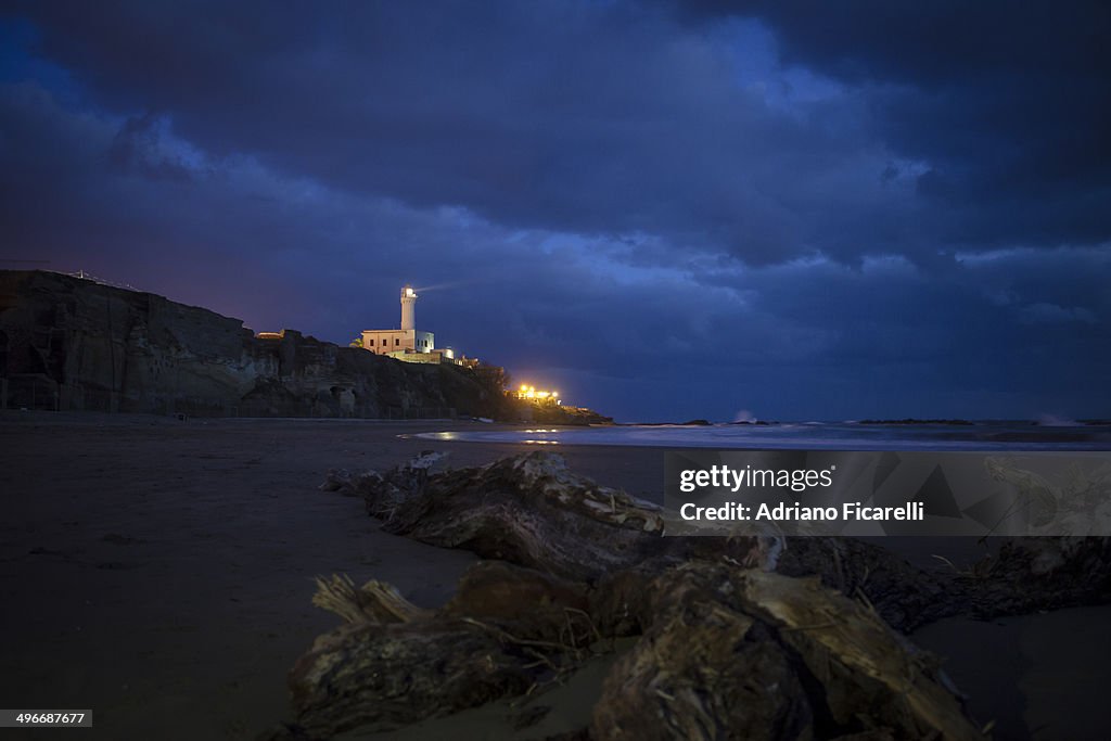 Blue hour under the lighthouse